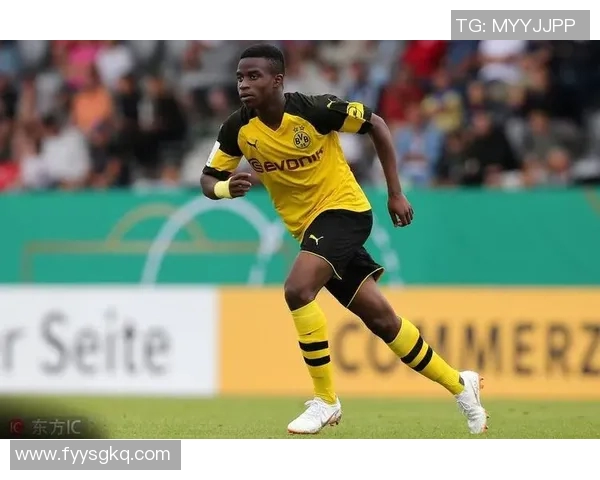 楚阿梅尼的崛起与挑战：从天赋少年到足坛新星的成长之路